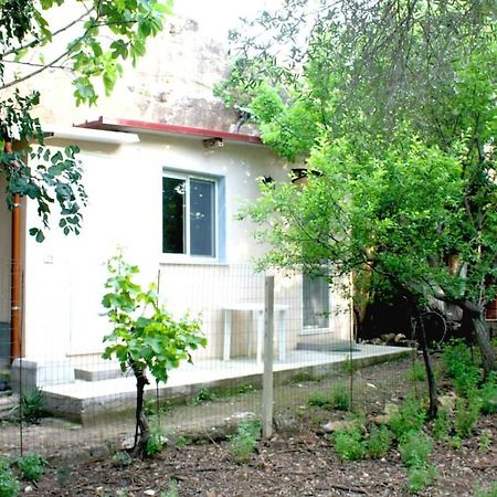 Camera Indipendente Con Bagno Immersa Nel Verde Багерия Екстериор снимка
